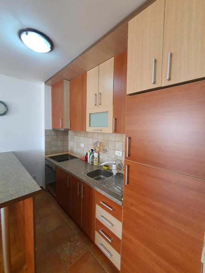 Oksana Apartment Podgorica Exterior photo